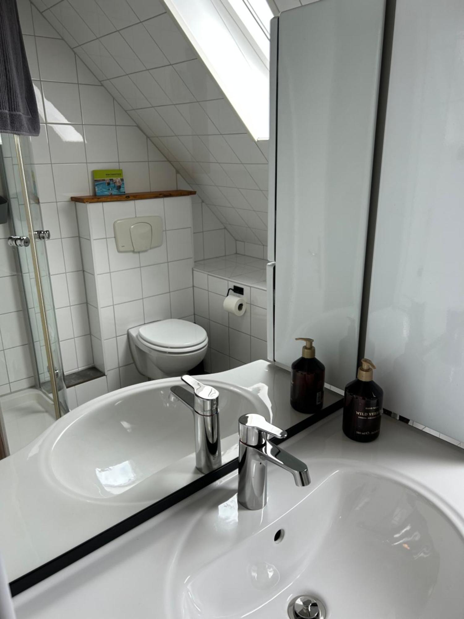 Gemuetliches Privates Apartment Oberhausen  Kültér fotó